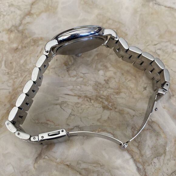 MARC by Marc Jacobs White Face Stainless Steel Ladies Quartz Wrist Watch MBM3242 - Picture 8 of 11